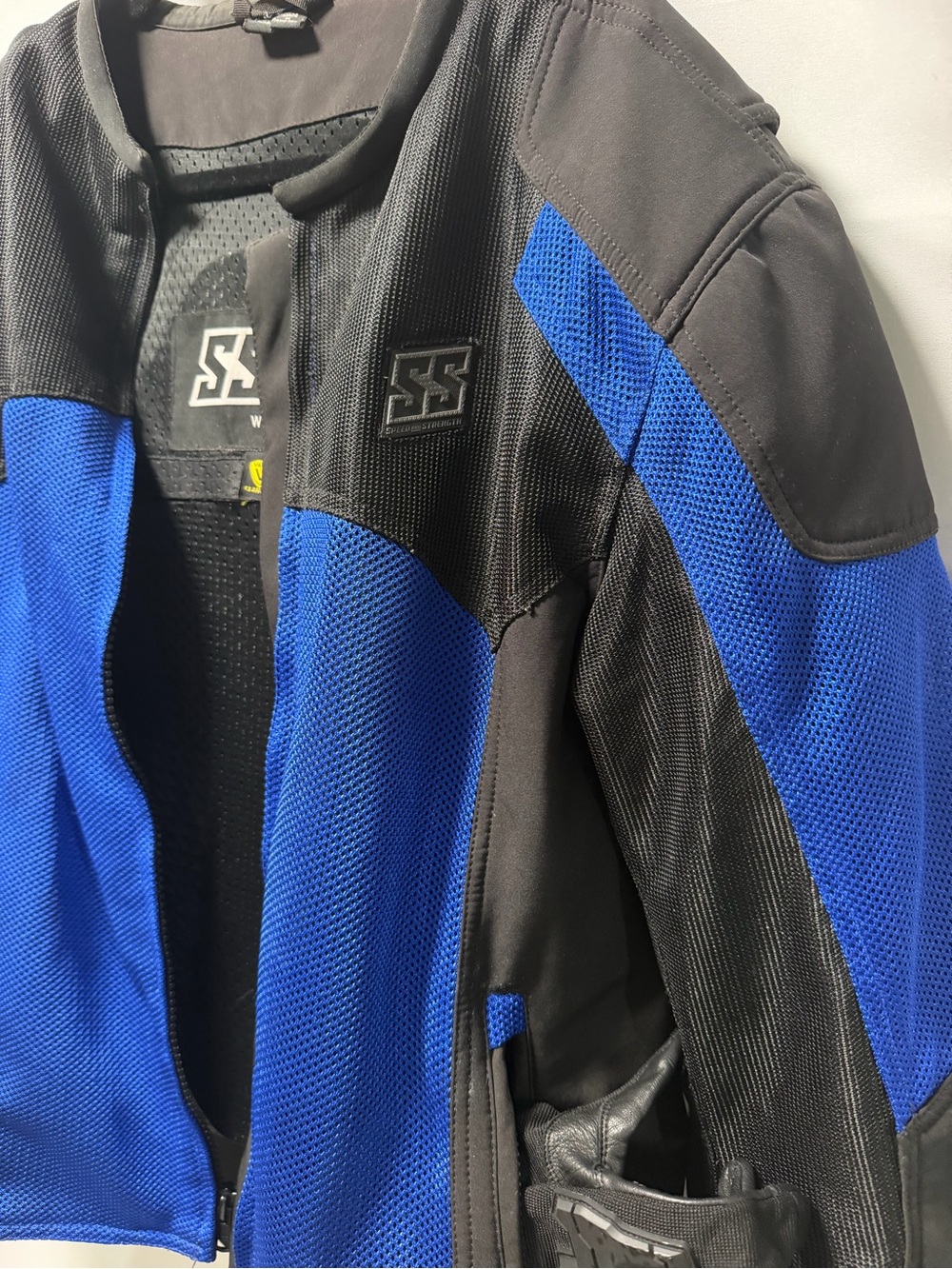 Performance Motorcycle Jacket - Black & Blue Breathable Riding Shell - Picture 7 of 15